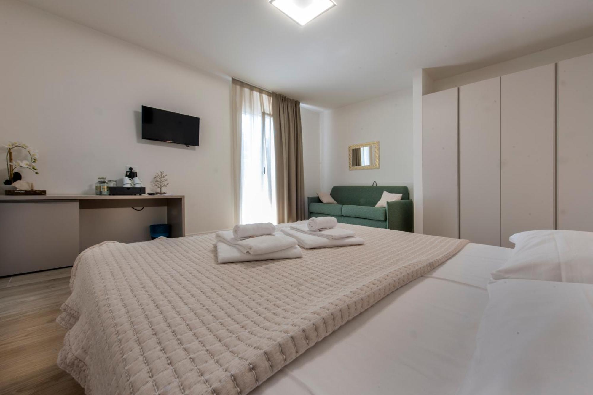 Guesthouse Stadio 利尼亚诺萨比亚多罗 外观 照片